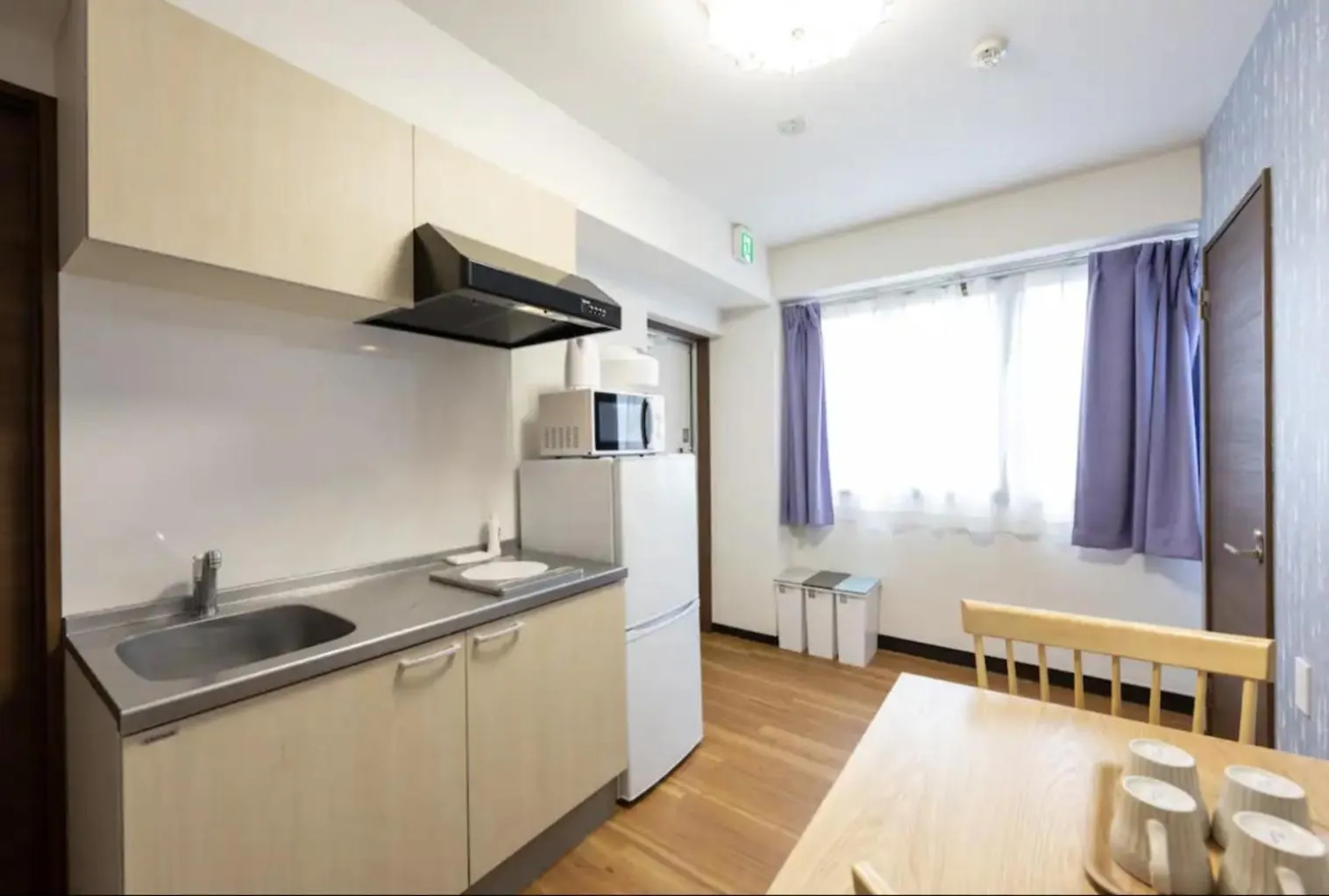 今和hotel طوكيو 0*,  اليابان